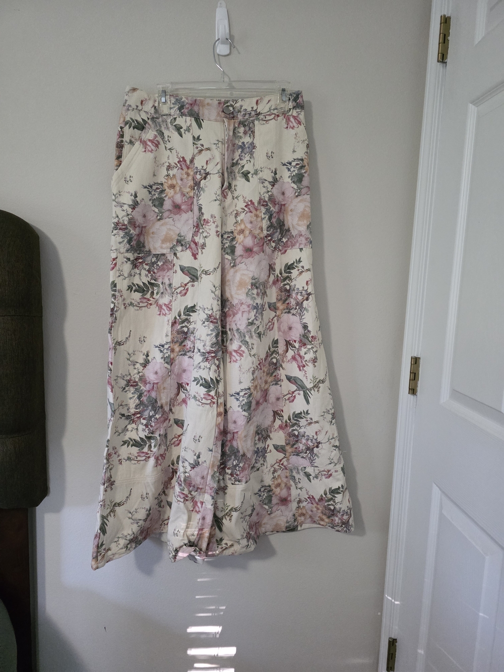 DAVI & DANI Cream Floral Wide Leg Jeans